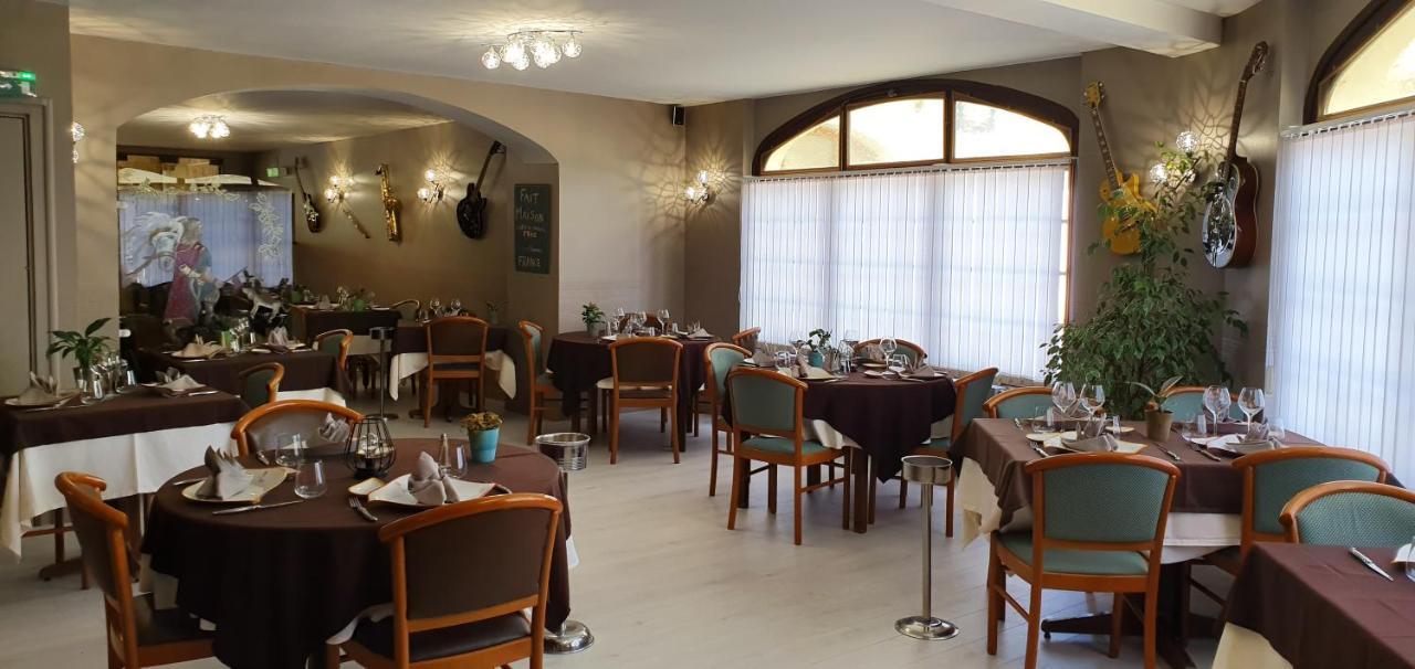 Logis Hotel Saint-Hubert Cour-Cheverny Eksteriør bilde