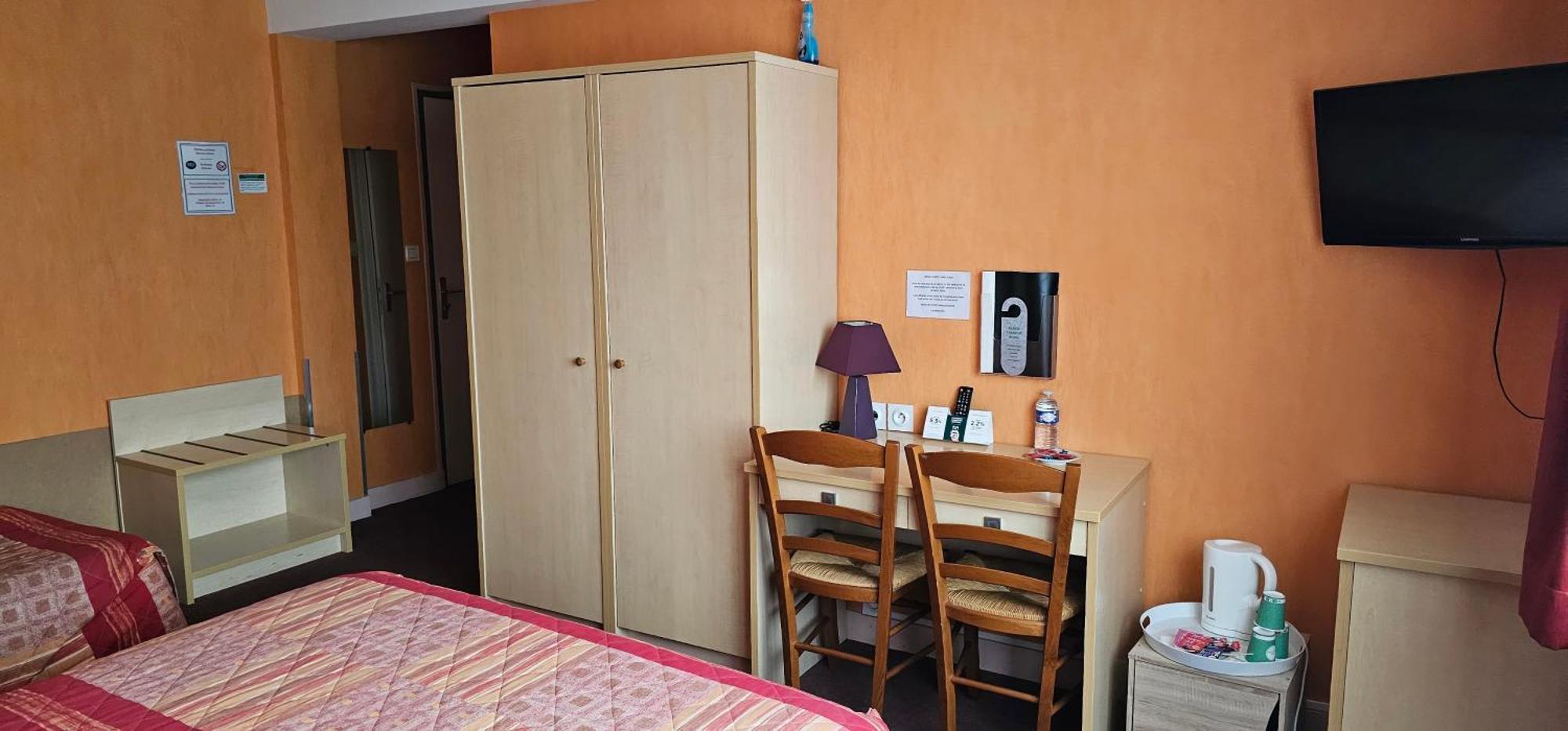 Logis Hotel Saint-Hubert Cour-Cheverny Eksteriør bilde