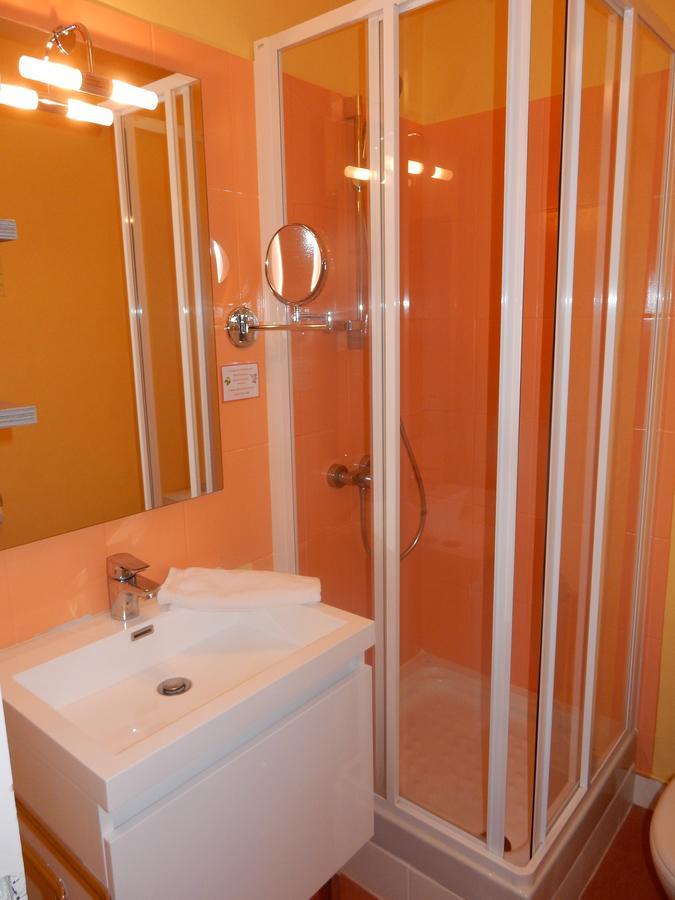 Logis Hotel Saint-Hubert Cour-Cheverny Eksteriør bilde