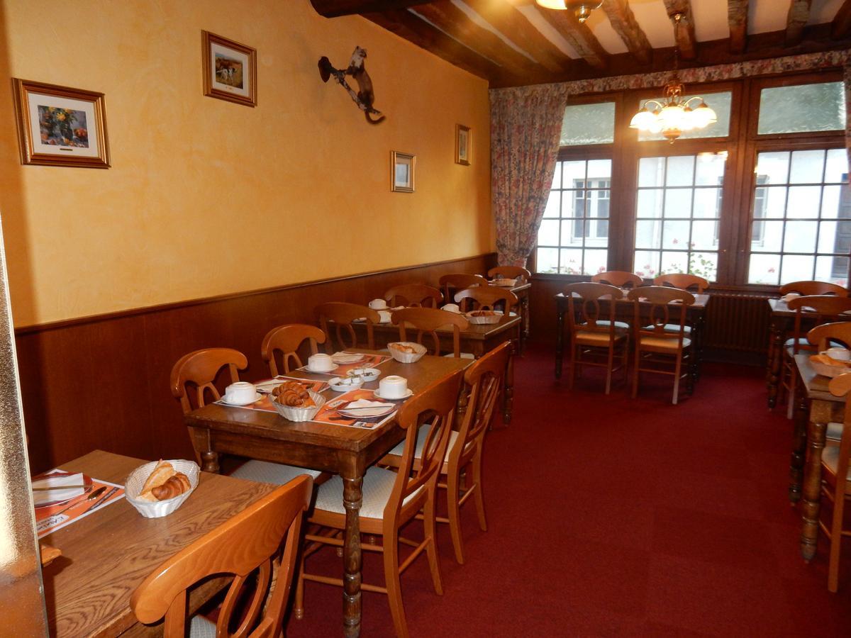 Logis Hotel Saint-Hubert Cour-Cheverny Eksteriør bilde