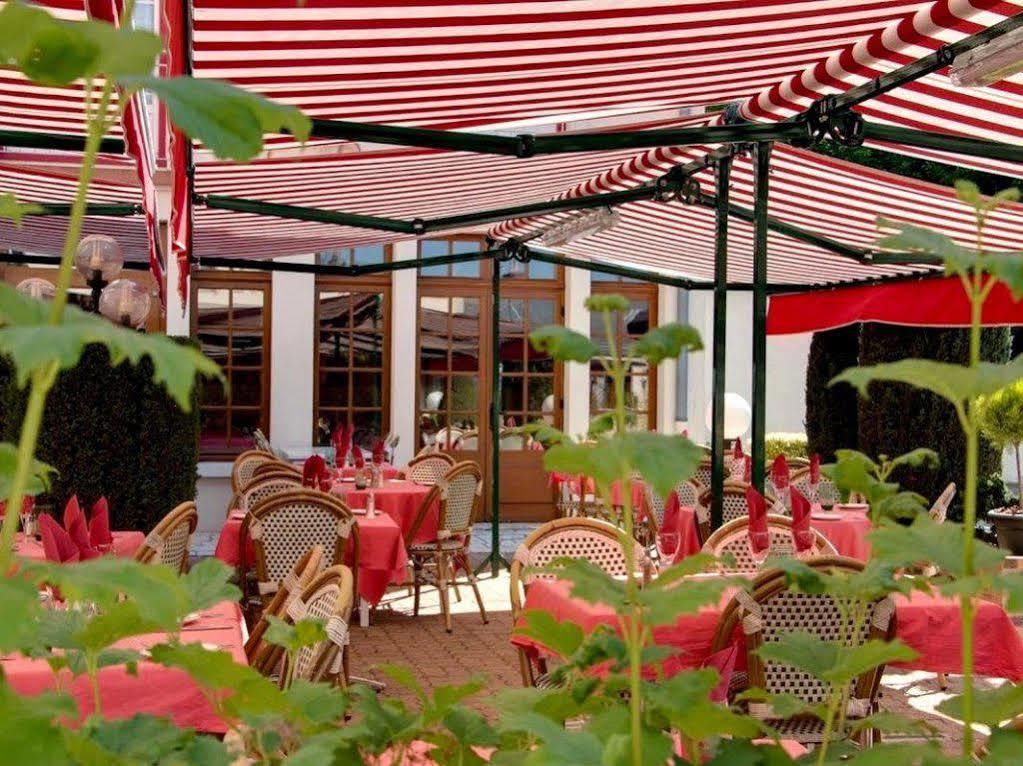 Logis Hotel Saint-Hubert Cour-Cheverny Eksteriør bilde