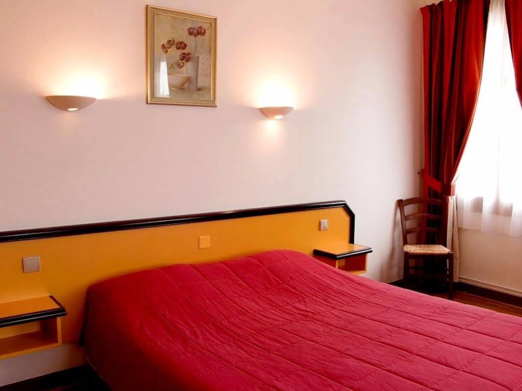 Logis Hotel Saint-Hubert Cour-Cheverny Eksteriør bilde